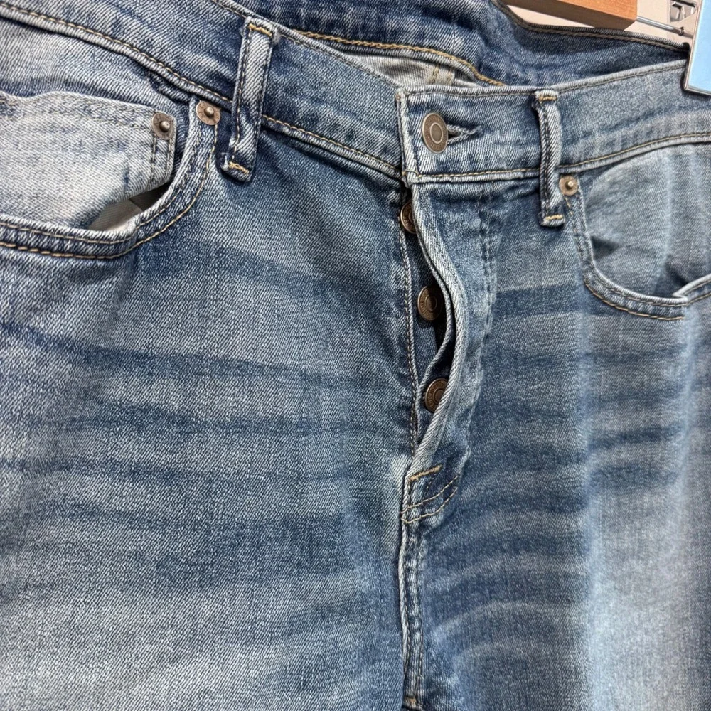 Abercrombie Fitch‎ Mens Jeans Button Fly Medium Wash Slim Fit Size 33x32